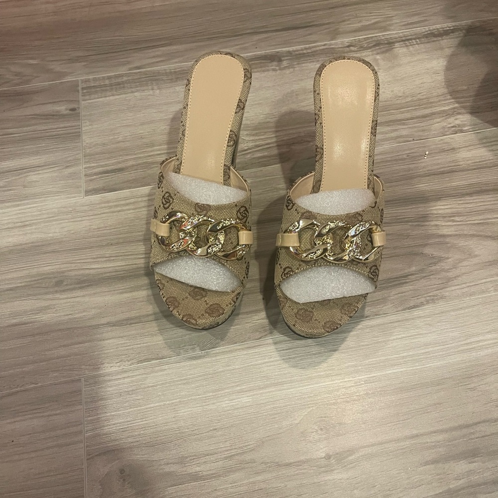 Women's Beige Slide Sandals